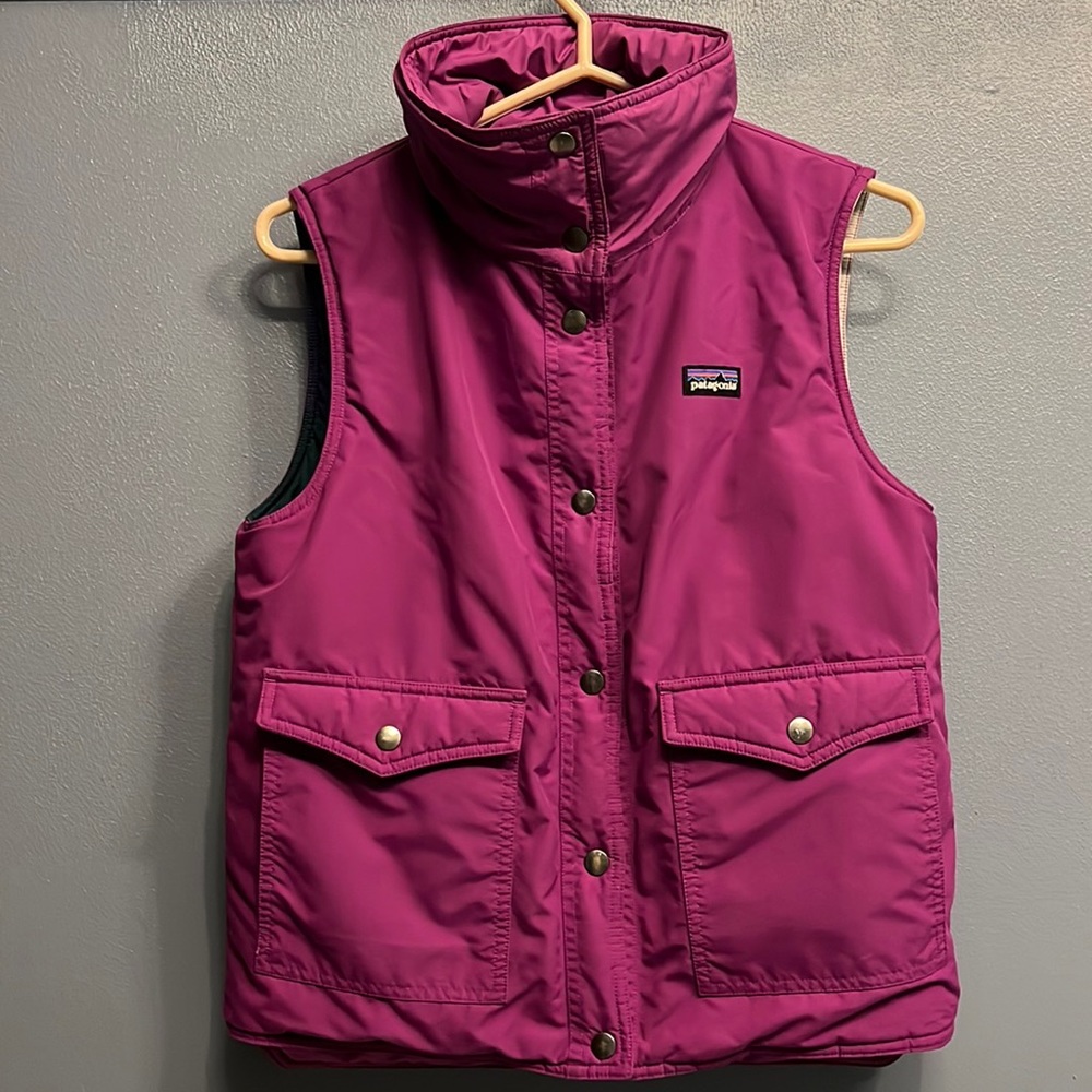 Women’s Patagonia Mirror Lake Reversible Vest